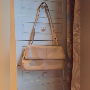 Liz Claiborne ladies' shoulder leather purse, gold hardware